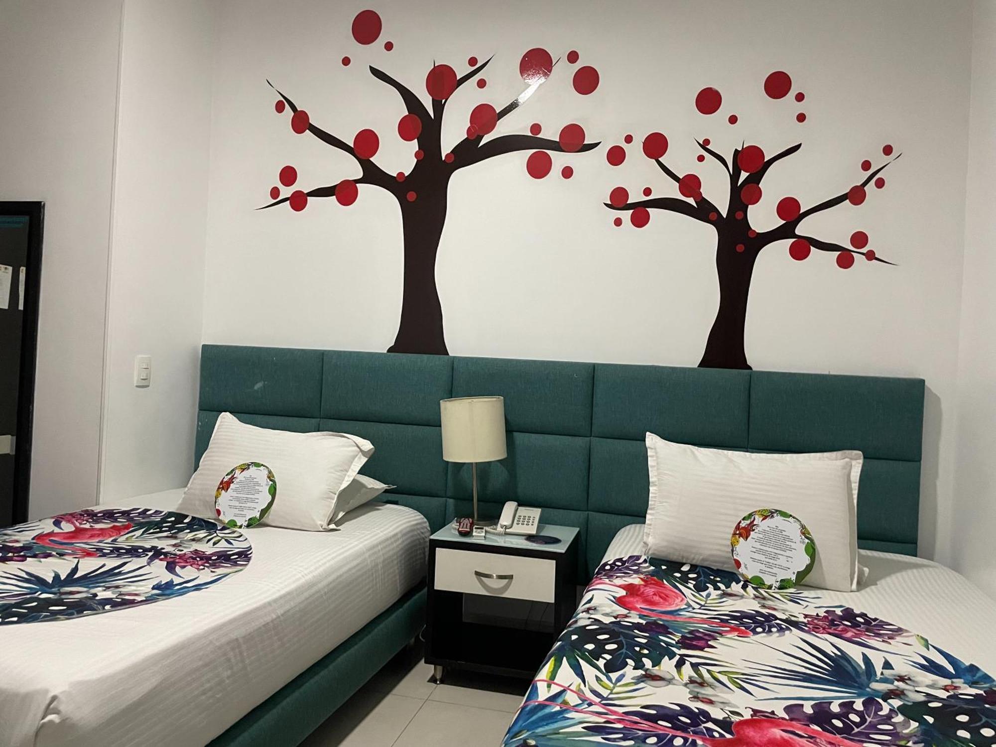 Hotel Bolivariana Plaza Medellin Ngoại thất bức ảnh