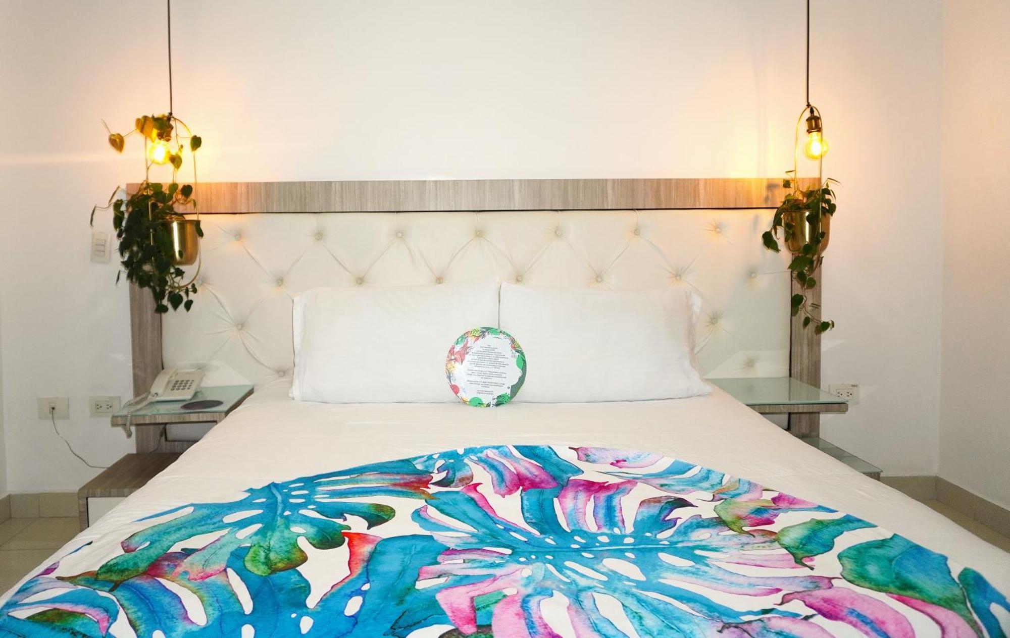 Hotel Bolivariana Plaza Medellin Ngoại thất bức ảnh